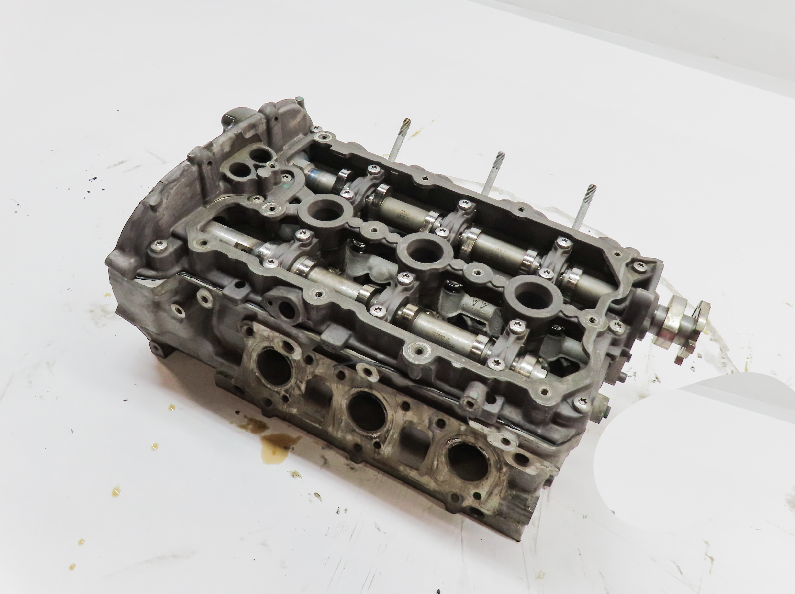2013-2015 AUDI Q7 (4L) 3.0L SUPERCHARGED ENGINE RIGHT CYLINDER HEAD — exact item pictured